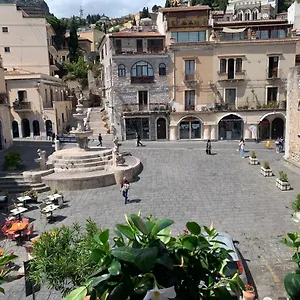 casa-antica-savoia.sicilyhotelsitaly.net/